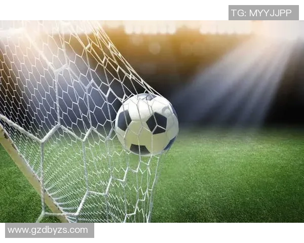 创意十足的足球球星主题房间设计,展现运动激情与个性风采 创意十足的足球球星主题房间设计,展现运动激情与个性风采