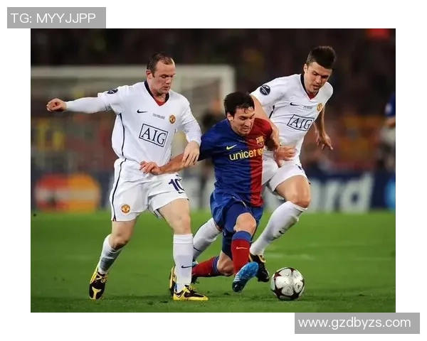 当足球巨星集体上演花式摔倒与神奇庆祝的爆笑瞬间 当足球巨星集体上演花式摔倒与神奇庆祝的爆笑瞬间