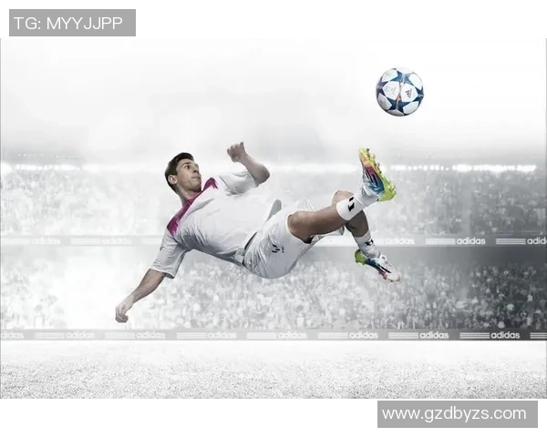 球场上的英雄瞬间展现足坛巨星风采与激情