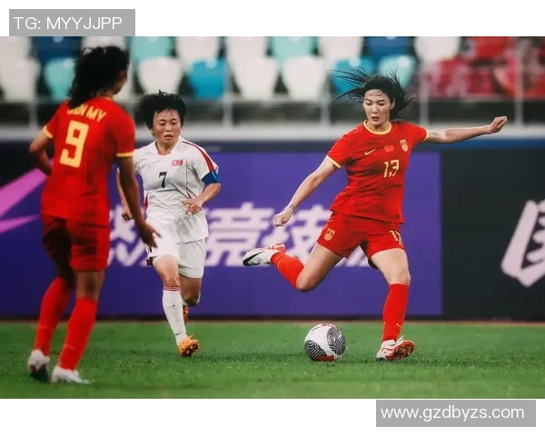 球星卡足球女足崛起:关注女性运动员的光辉瞬间与未来发展 球星卡足球女足崛起:关注女性运动员的光辉瞬间与未来发展