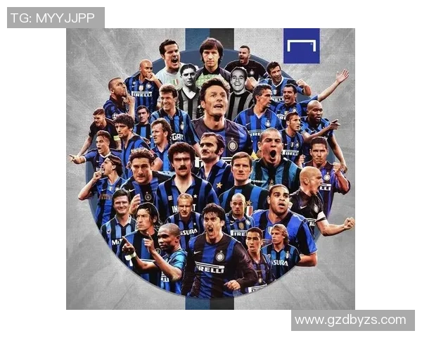 足球四大天王合影，彰显球场霸气与兄弟情深，尽显豪华阵容的荣耀时刻